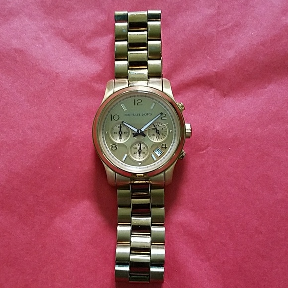 Michael Kors Accessories - Authentic Michael Kors Runway Rose Gold Watch
